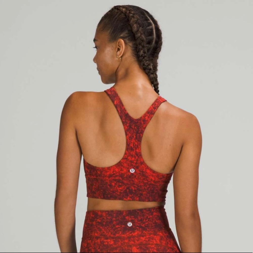 LULULEMON Sz 4 Wunder Train Long Line Med Support Sports Bra Yoga Athleisure $68 - Picture 3 of 12